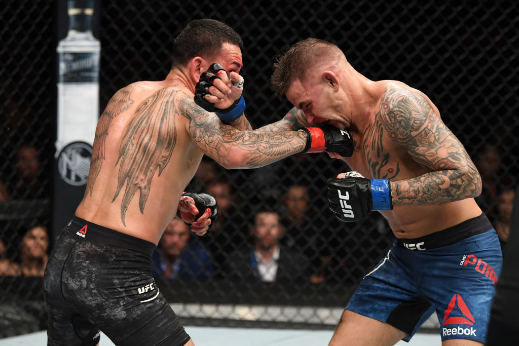 UFC 4.13 アトランタ：ダブルタイトルマッチはフルラウンドの死闘に 