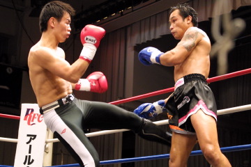 レポ＆写真) [SB] 11.25 後楽園：サワー、ナラントンガラグに完勝