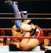 �O���E���h�̓W�J