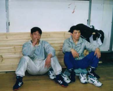 �k���N��58kg�����E�����T���i���j��54kg���W���E�W���h��