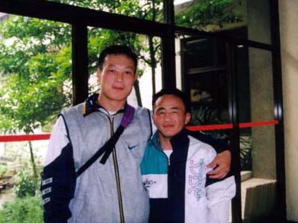 �����S���`�[���̂T�S�ƂV�U